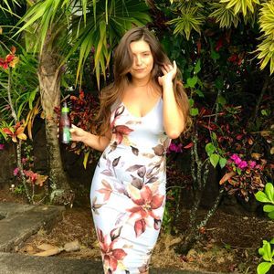 Meet your Posher, Crystal